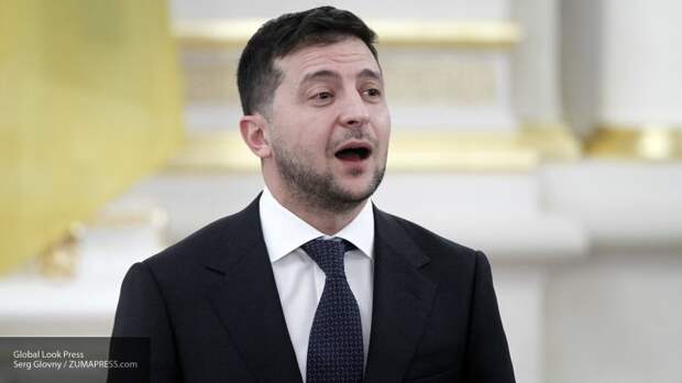 Зеленский как политик не обладает своим мнением и волей, считает глава ДНР