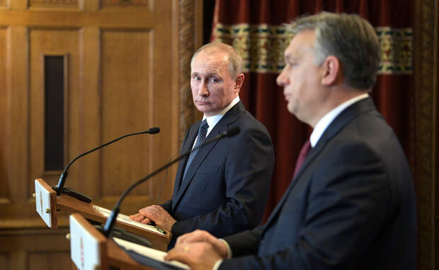 Кортеж Орбана пронёсся в сторону Кремля. Премьер Венгрии - в любимом автомобиле Путина