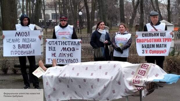 Бывшие заключенные с открытой формой туберкулеза гуляют по Одессе и угрожают жителям