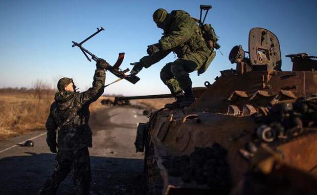Украинские войска под Мариуполем приведены в состояние повышенной боеготовности