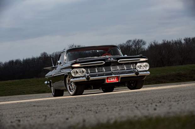 Потрясающий Chevrolet Impala 1959 с 6.2-литровым V8 под капотом chevrolet, импала, олдтаймер, тюнинг