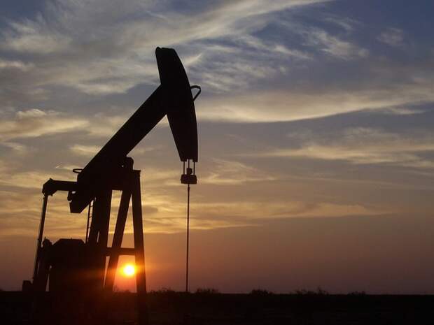 Нефтяной рынок: реакция Ирана на соглашение России и Саудовской Аравии