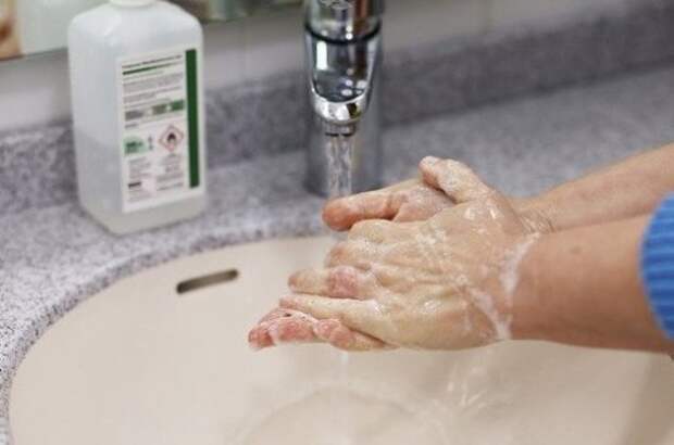 Дерматолог рассказала о вреде антибактериального мыла