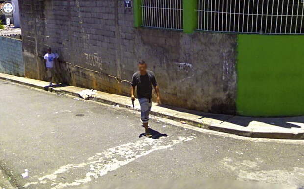 Странные снимки Google Street View