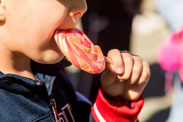 Замену Чупа-чупсу придумали ученые в Новосибирске