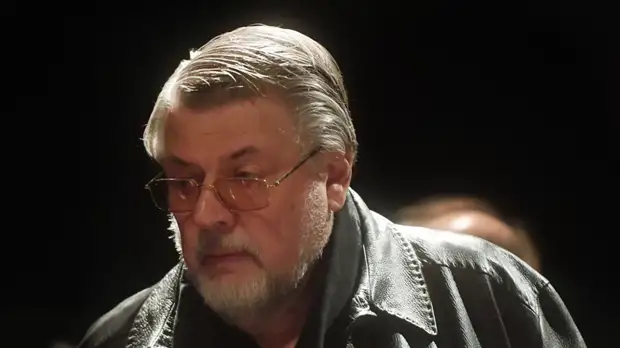 Директор Театра сатиры заявил, что Ширвиндт находится на больничном