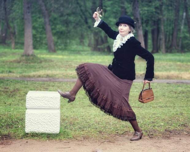 10 ярких образов смелой пенсионерки из Петербурга: зачем пожилая модель постоянно перевоплощается, фото № 2