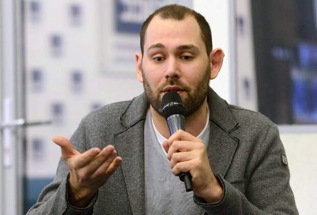 После переезда в Израиль Слепаков* заявил, что «неизвестность стала ещё глубже»