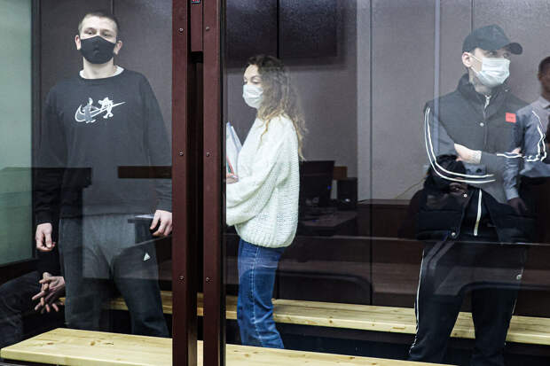 Суд обязал дропперов из дела Долиной выплатить певице 48,9 млн рублей