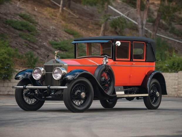 Примечательно, что в январе 2018 года на аукционе RM Sotheby’s выставлялся именно Rolls-Royce Silver Ghost Tilbury Sedan, такой же, что послужил основой для пикапа Ботуэлла, причем тоже 1926 года. Rolls-Royce Silver Ghost, rolls-royce, авто, автомобили, олдтаймер, пикап, ретро авто