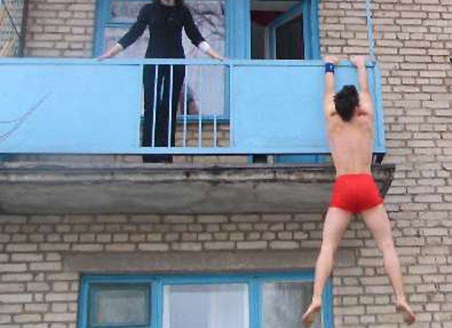 Отчаянные любовники и любовницы в бегах!