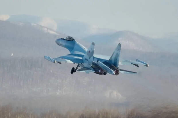 «Ростех» передал ВС РФ завершающую в 2025 году партию истребителей Су-35С