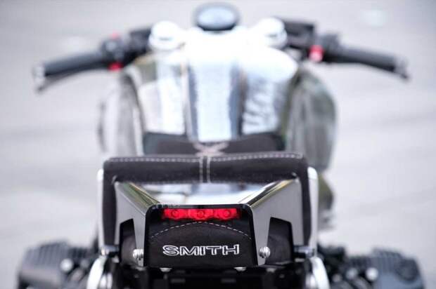 Woidwerk: кафе рейсер BMW R nineT