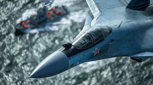 Дрон ВСУ снял, как Су-35 устроил засаду на украинский самолёт