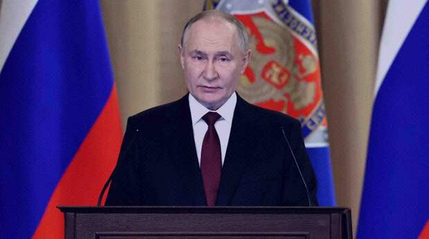 Владимир Путин поздравил россиян с Новым годом