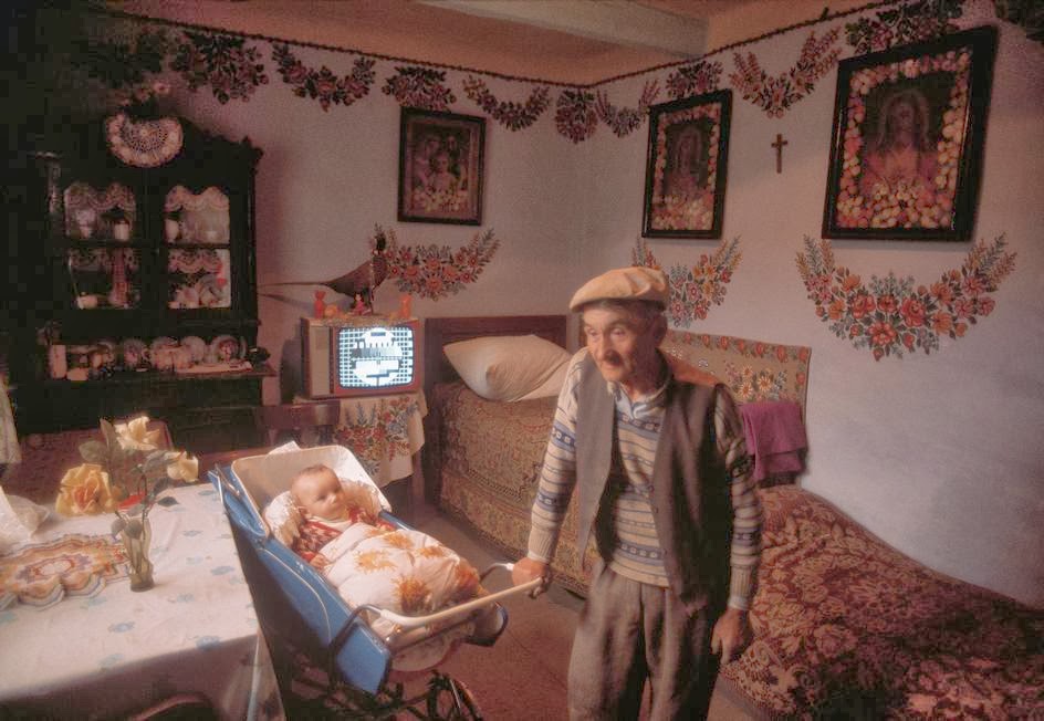 poland-by-bruno-barbey-19.jpg