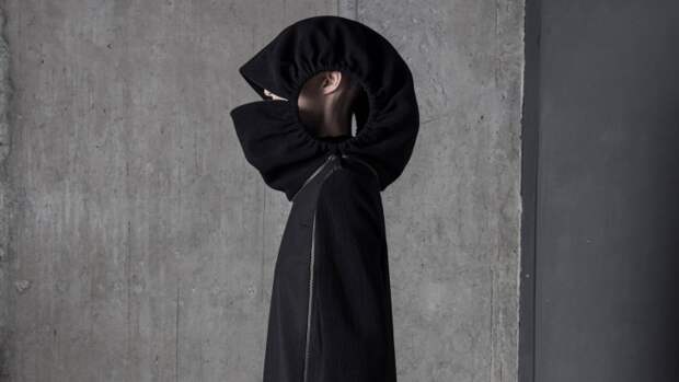 Dzhus' Autumn Winter 2017 collection, named Tectonic, i