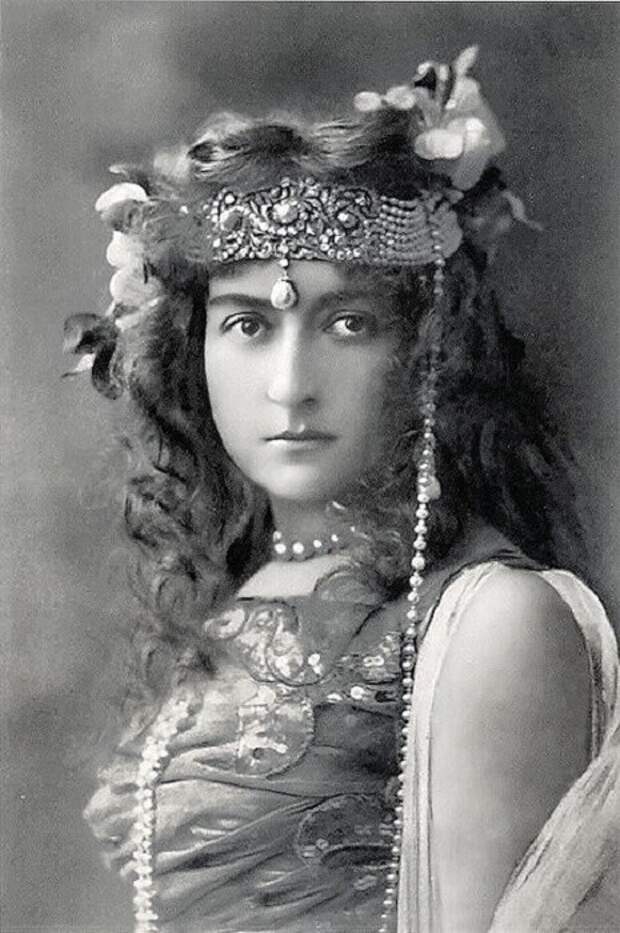 Сесиль Сорей, самая популярная французская актриса на рубеже XIX - XX веков