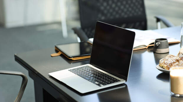 Специалист Чукина: удалёнщикам труднее даётся карьерное продвижение