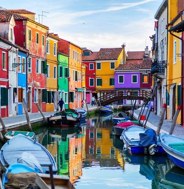 Фестиваль красок: самые яркие фотографии острова Бурано в Венеции