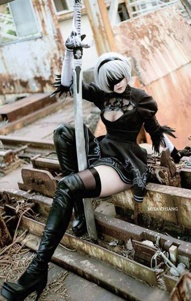 Косплей на компьютерную игру Nier: Automata