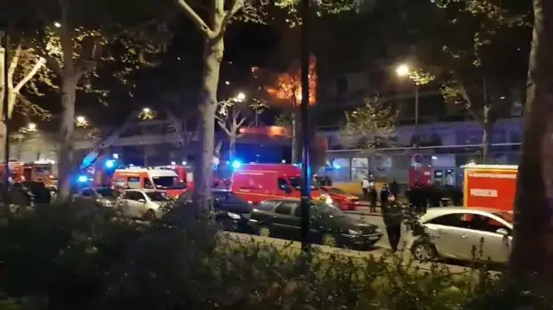 В Париже произошёл взрыв во время пожара в доме