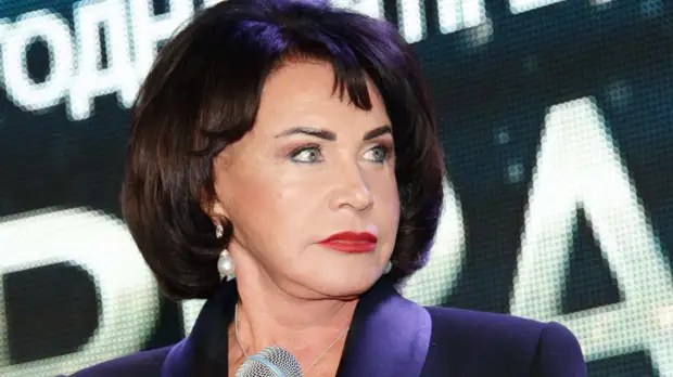 Надежда Бабкина вспомнила, как 12-летний внук приехал к ней с девушкой