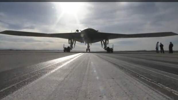 X-47B_fly_005