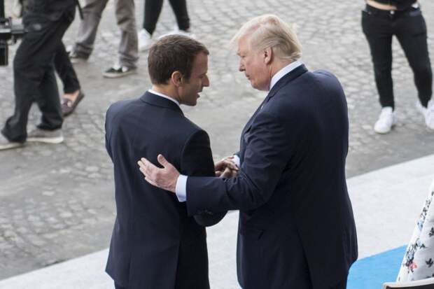 Эммануэль Макрон и Дональд Трамп