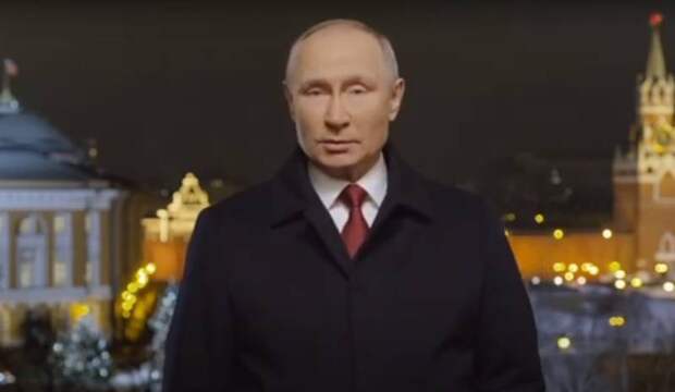 Новый год в России глазами иностранцев: какие традиции праздника удивляют западных туристов