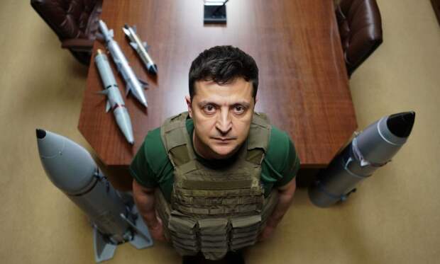 Все-таки попали: Зеленский пожаловался на удар ВС РФ по производству ракет "Фламинго"