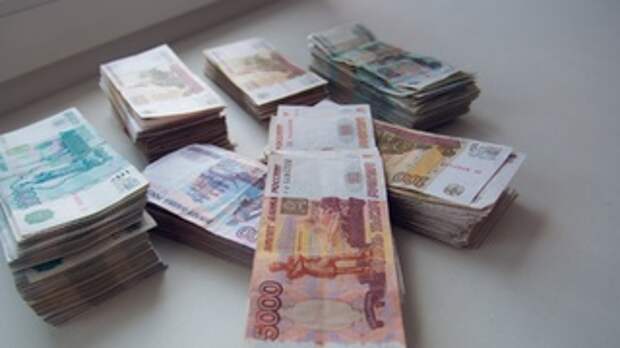 Бумажные банкноты / Фото: amic.ru