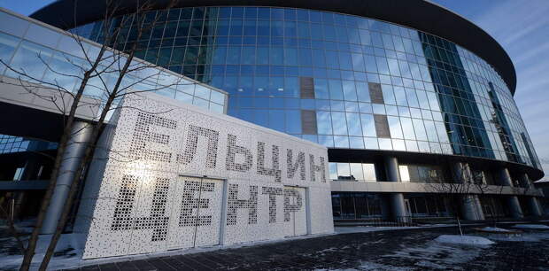 КПРФ и левые общественные организации провели небольшой митинг на Малой Никитской улице в Москве,...