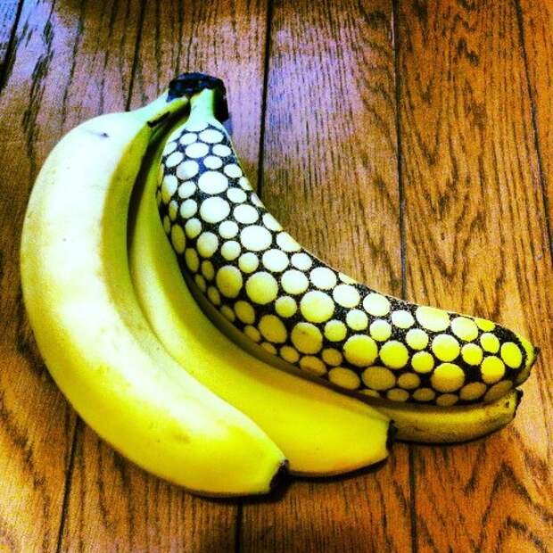 tumblr mljmxxnBGn1s3zz9ko1 500 Удивительные рисунки на бананах