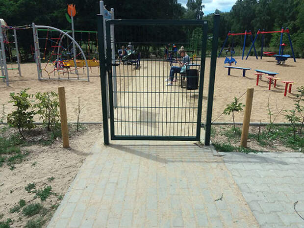 This Playground Gate That Will Surely Keep The Children Inside