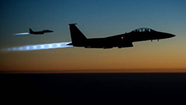 Истребители F-15 ВВС США. Архивное фото Истребители F-15 ВВС США. Архивное фото