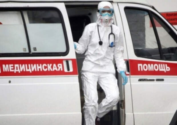 В Ровно медики, испугавшись COVID-19, бросили тело пенсионерки в подъезде