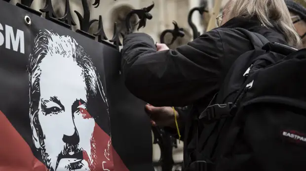 Нацсобрание Франции рассмотрит проект резолюции к кабмину о предоставлении убежища Ассанжу