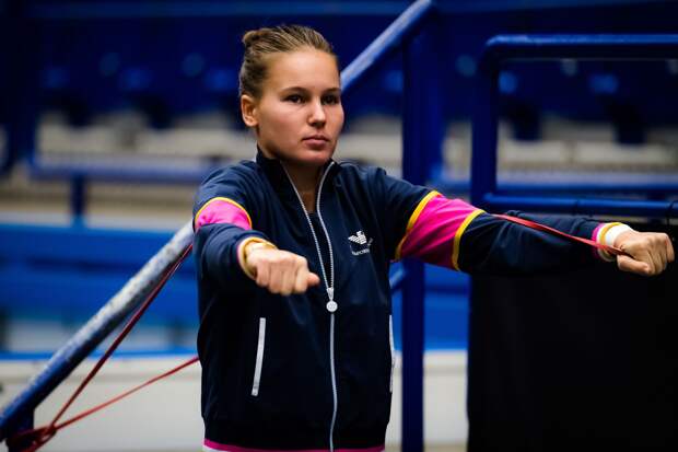 Кудерметова на турнире в Остраве стартовала с победы над Векич