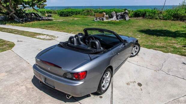 Новая Honda S2000 с минимальным пробегом