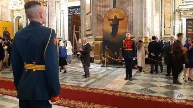 Почётный караул на венчании "князя Георгия" – идёт служебное расследование