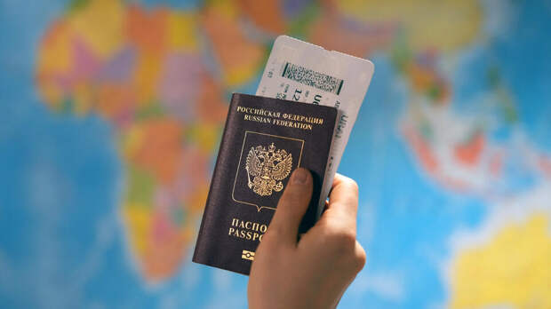Названы самые удобные безвизовые направления для российских туристов