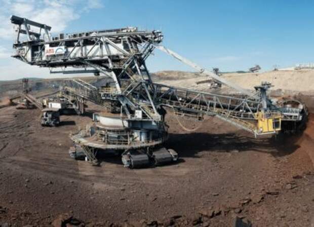 Раскрыта схема грабежа Украины Западом