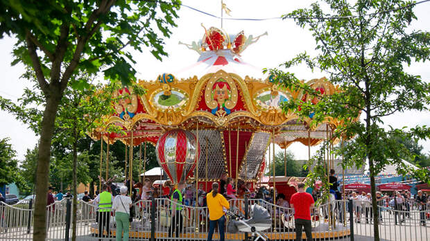 8 красочных губернаторских каруселей ждут юных жителей Подмосковья