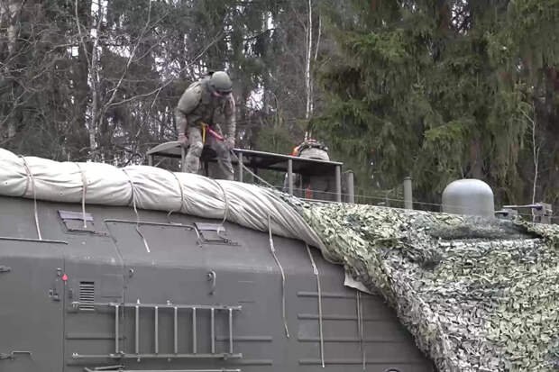 Кнутов: внутри комплекса «Орешник» военные могут спать, есть и готовить