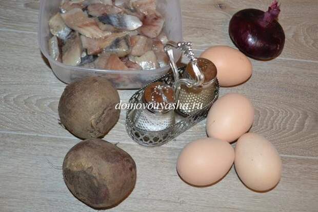 Ленивая селедка под шубой в яйцах рецепт с фото
