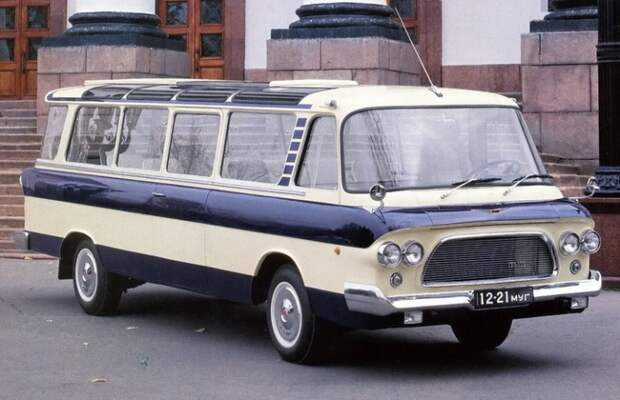 Представительский автобус ЗИЛ-118.