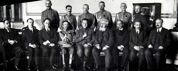 Странности и загадки корниловского мятежа