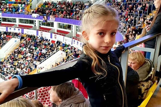 8-летняя ученица Плющенко: "Хочу 10 раз выиграть Олимпиаду". ВИДЕО
