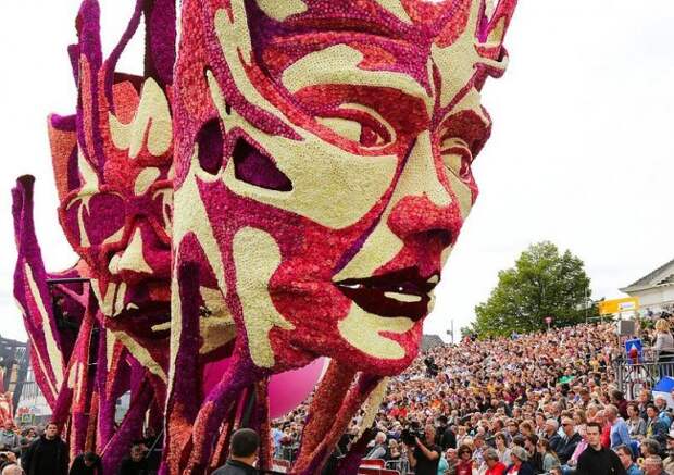 В Нидерландах прошёл Парад Цветов Corso Zundert 2013 (27 фото) В Нидерландах прошёл Парад Цветов Corso Zundert 2013 (27 фото)